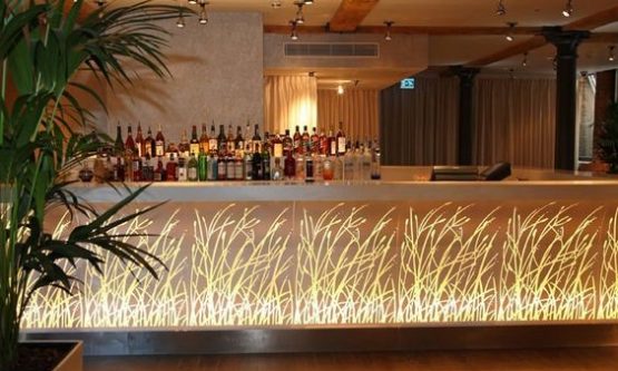 Pub and Bar Interior Decorators
