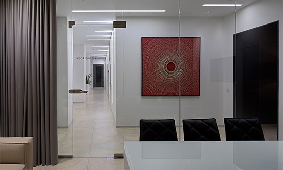 clinic decoraters in Delhi NCR